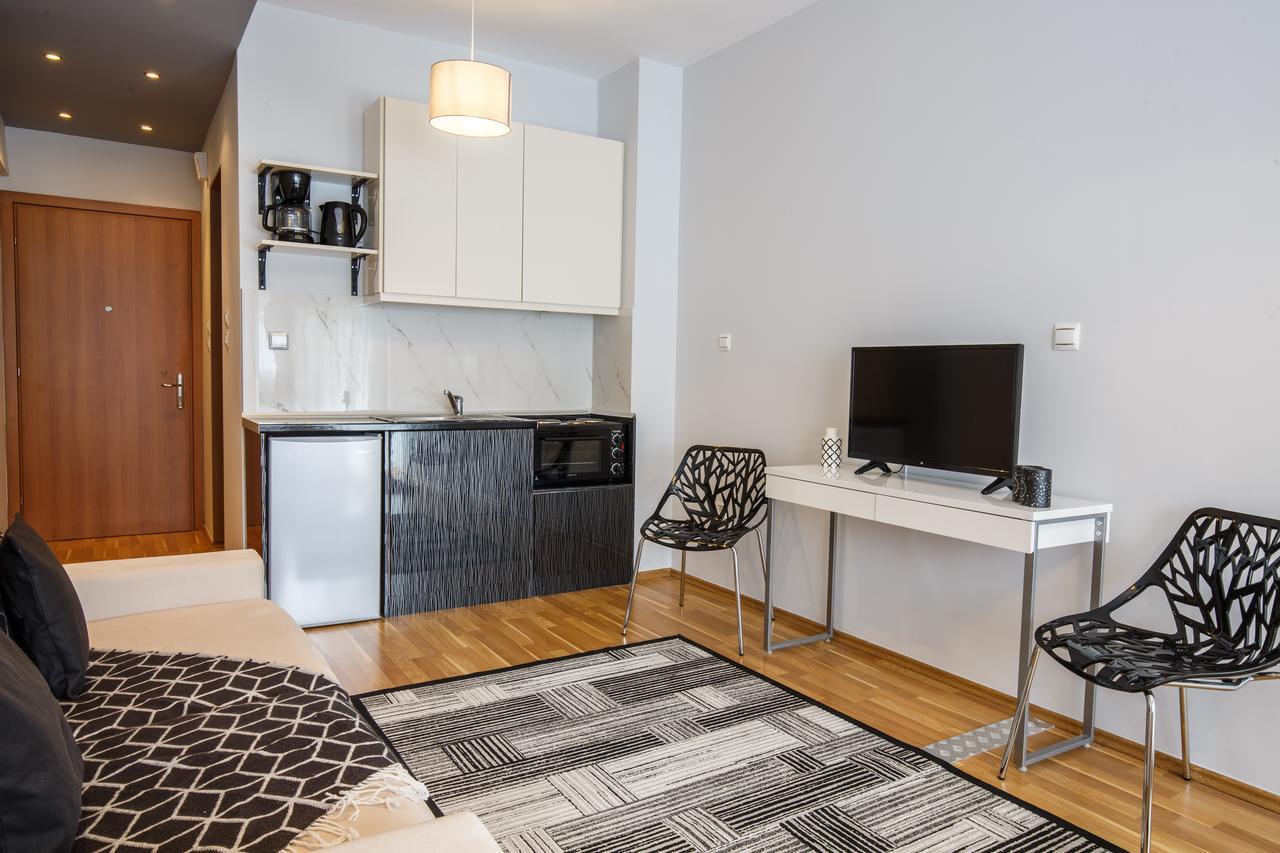Evel'S Home Suites Thessaloniki Exterior photo